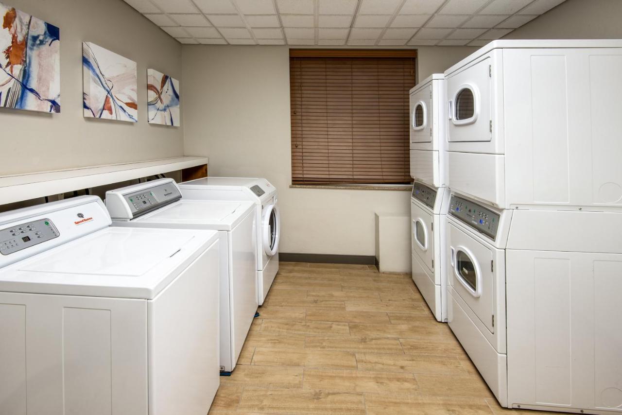 Candlewood Suites Manassas By Ihg Kültér fotó